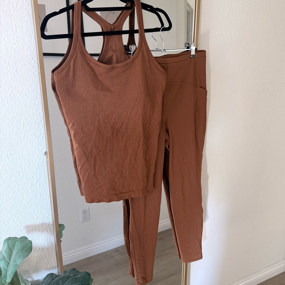 Women's Lululemon set size 12